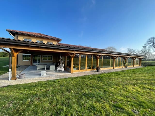 Maison vue extérieure